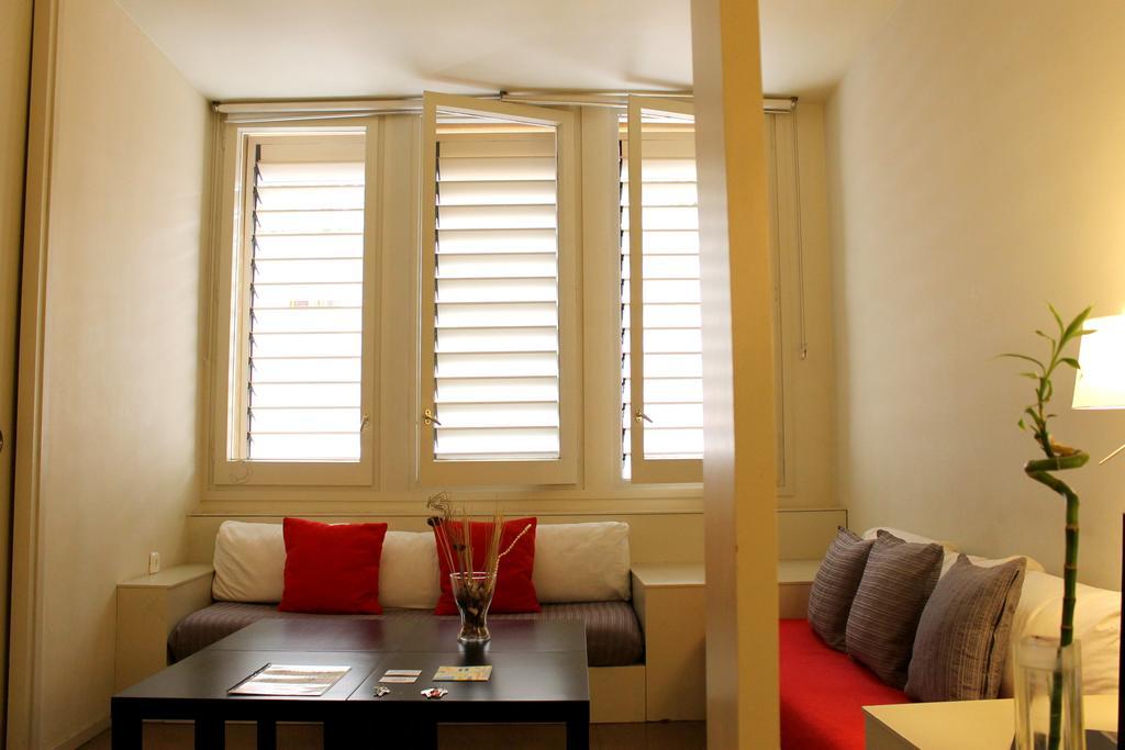 Sweet Bcn Apartments Barcelona Szoba fotó